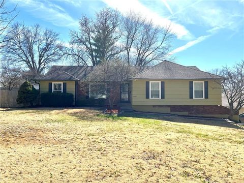 3427 E 105TH Terrace Kansas City MO 64137