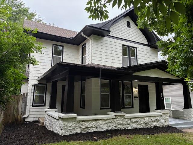200 S Willis Avenue