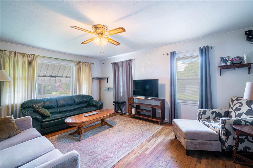1501 S 20th Street W