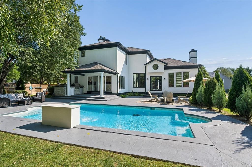 5346 W 123RD Street