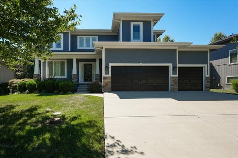 Photo of 16315 W 171st Street, Olathe, KS 66062 (MLS # 2640250)