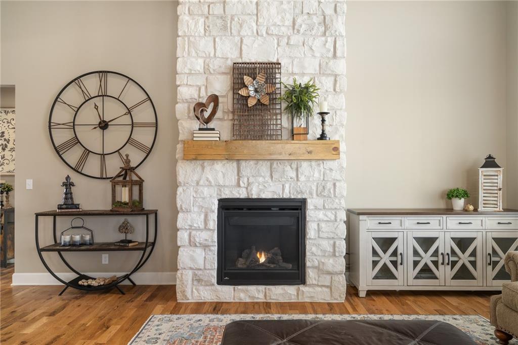 25274 W 83rd Terrace