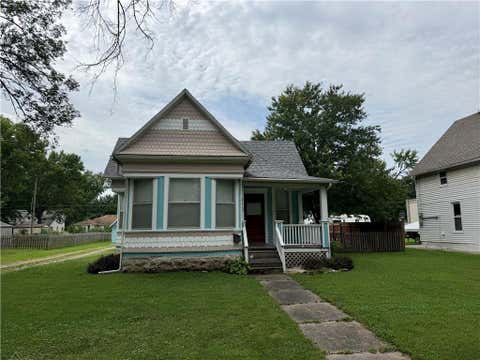 Photo of 610 S Maple Street, Ottawa, KS 66067 (MLS # 2634033)