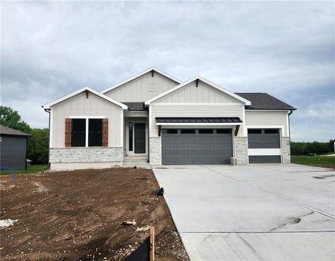 Photo of 14535 S Dawson Street, Olathe, KS 66061 (MLS # 2583474)