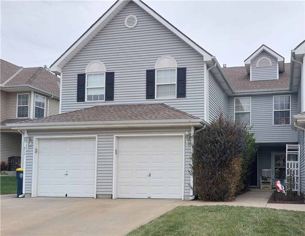 Photo of 8039 N Elmwood Avenue, Kansas City, MO 64119 (MLS # 2592100)