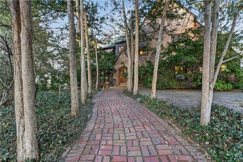 4929 Pennsylvania Street Kansas City MO 64112