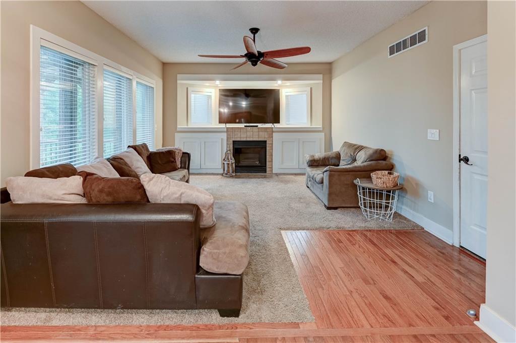 Kansas City, Missouri 64157, United States, 4 Bedrooms Bedrooms, ,3 BathroomsBathrooms,Residential,Active,179441