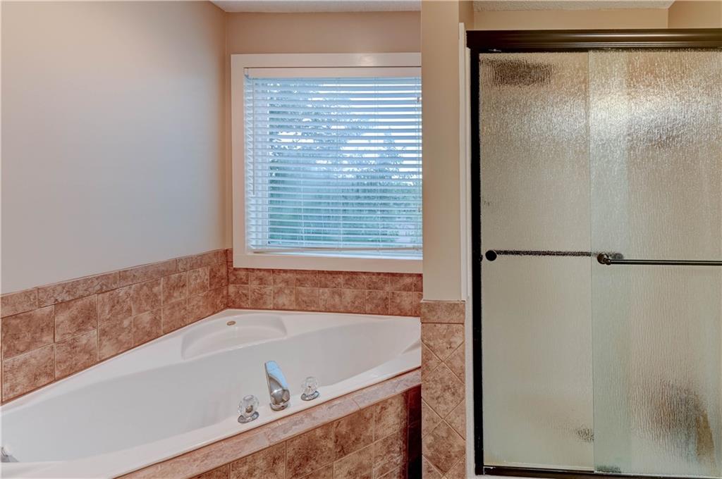 Kansas City, Missouri 64157, United States, 4 Bedrooms Bedrooms, ,3 BathroomsBathrooms,Residential,Active,179441