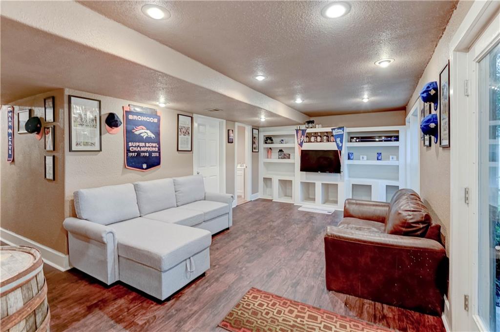 Kansas City, Missouri 64157, United States, 4 Bedrooms Bedrooms, ,3 BathroomsBathrooms,Residential,Active,179441