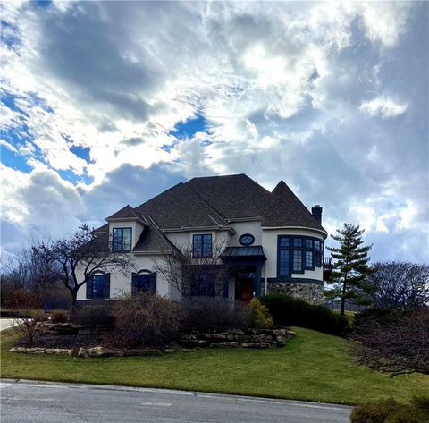 8143 NW Spruce Court Parkville MO 64152