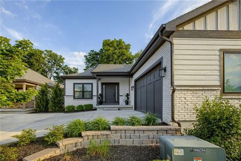 6947 W 162nd Court Overland Park KS 66085