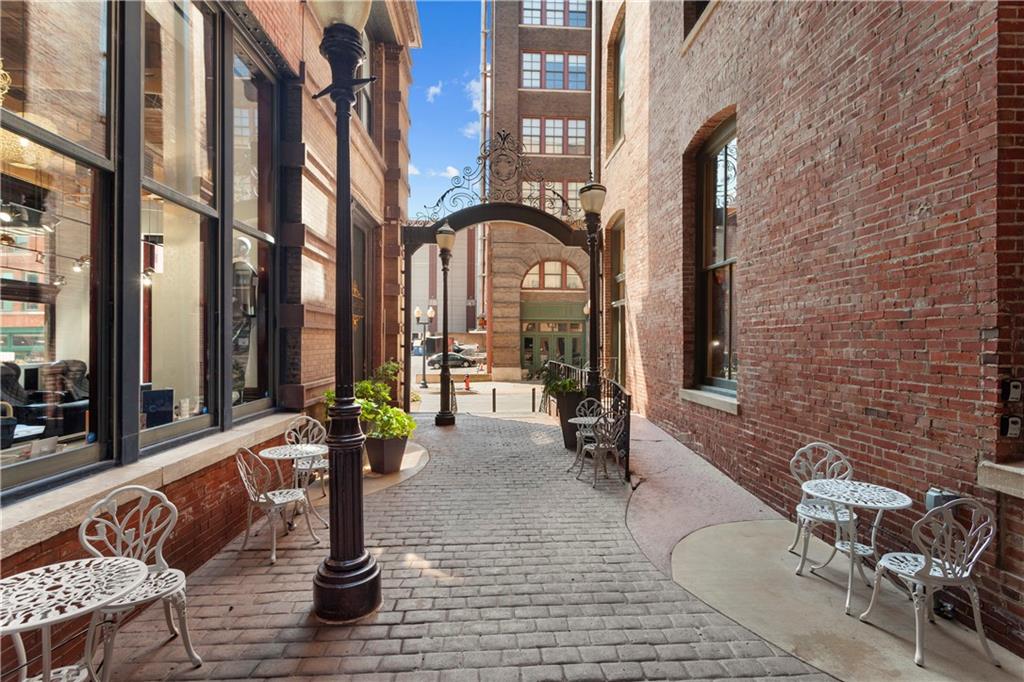 308 W 8th Street 507