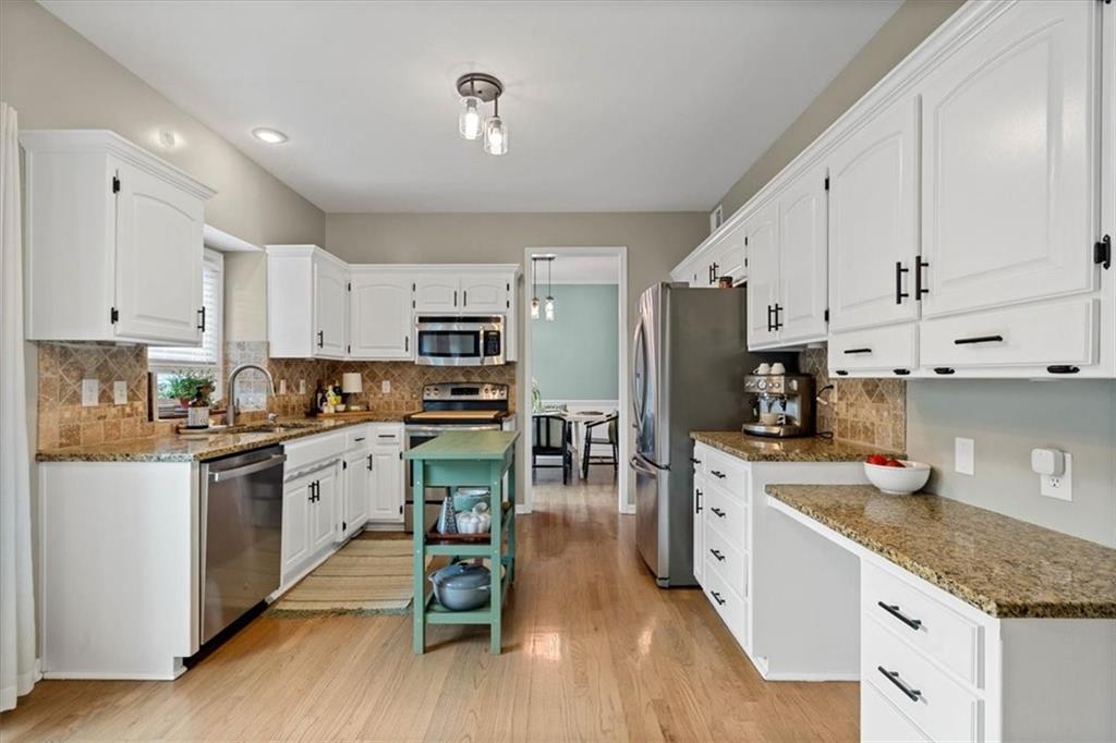 271 W WESTHOFF Place