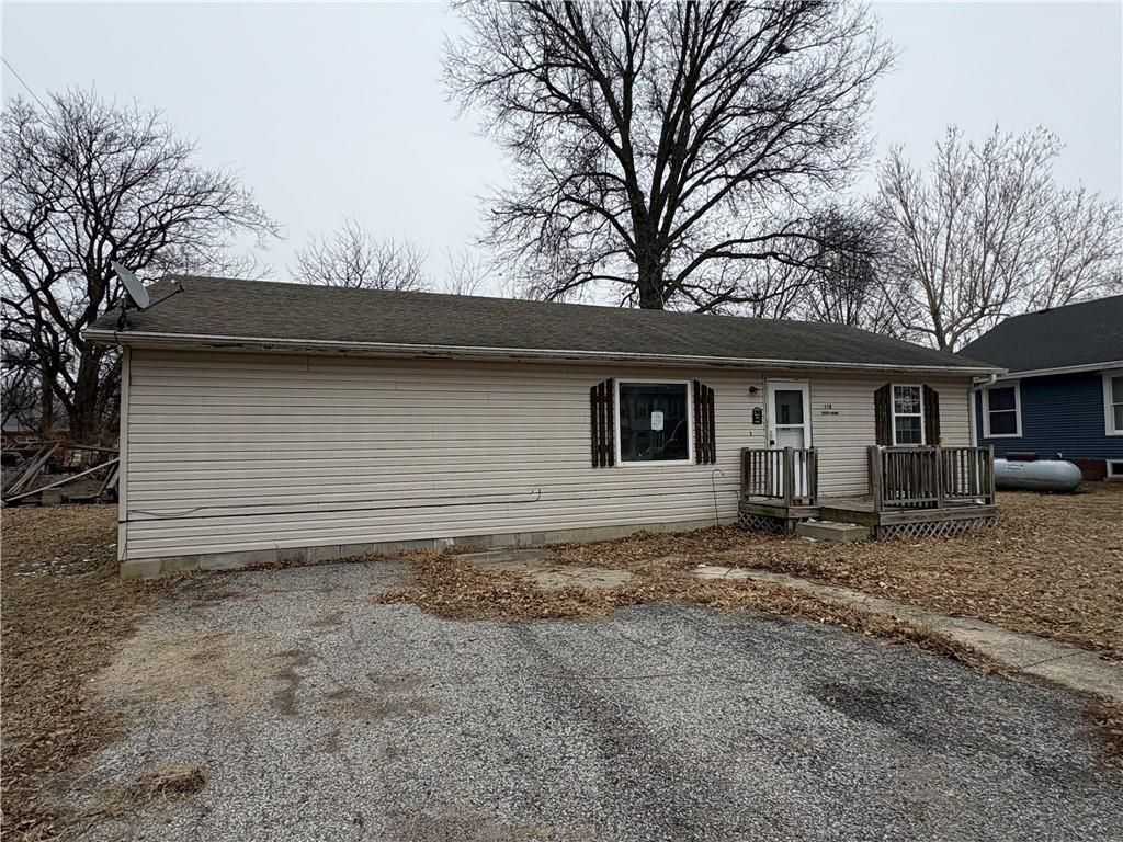 Photo of 117 Manning Street, Burlington Jct, MO 64428 (MLS # 2607948)