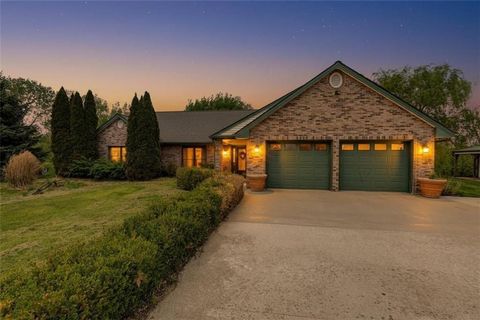 Photo of 10306 SW STATE ROUTE JJ Highway, St Joseph, MO 64504 (MLS # 2615740)