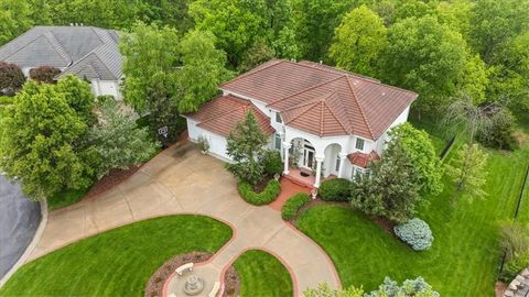 289 NW Rockwood Court Lee's Summit MO 64081
