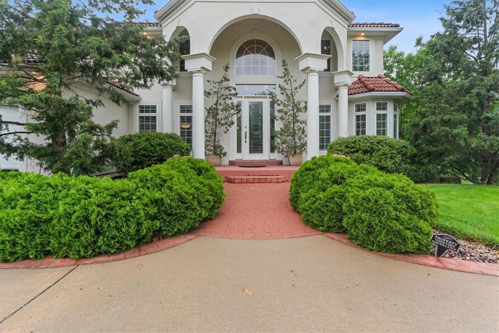 289 NW Rockwood Court
