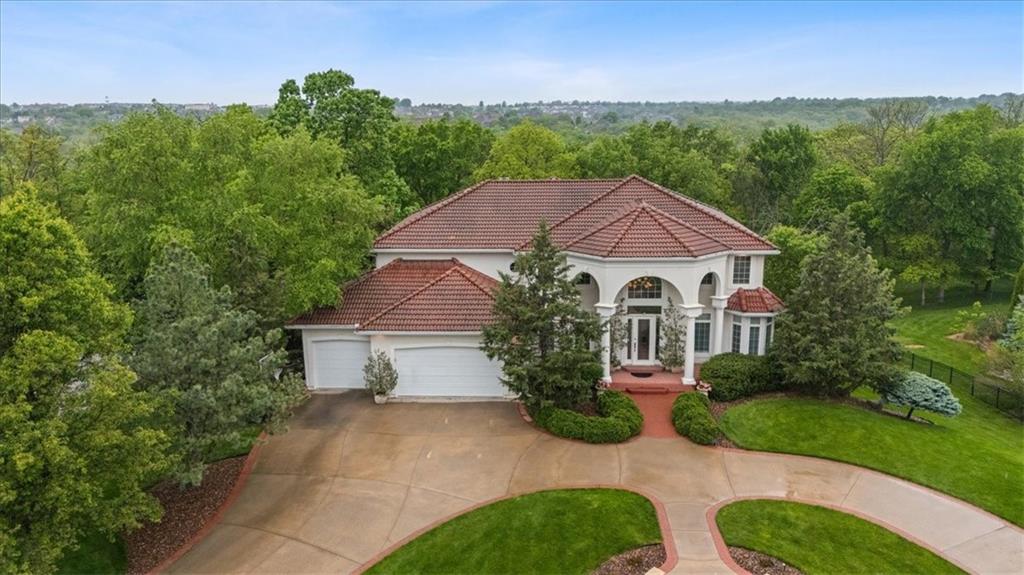 289 NW Rockwood Court