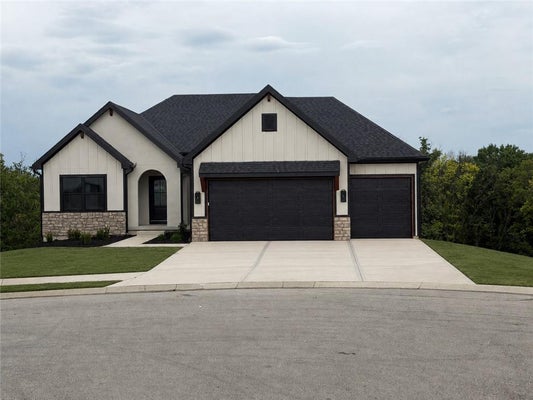 12490 APPALOOSA ST, PLATTE CITY, MO 64079 - Image 49e8db488b4c1a263aaeeb45b131a65d/2556099646