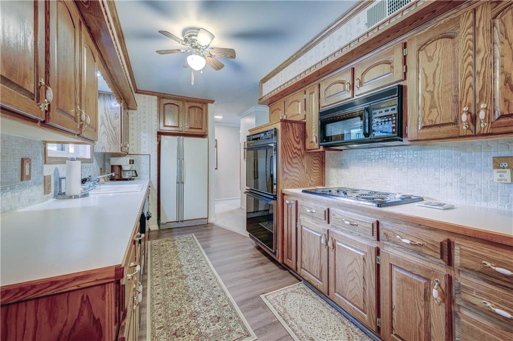 5916 W 78TH Street