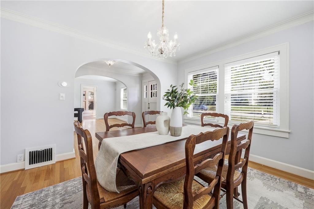 1020 W 71st Terrace