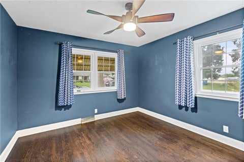 Tiny photo for 201 E Hurt Street, Liberty, MO 64068 (MLS # 2630739)