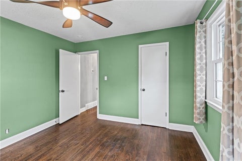 Tiny photo for 201 E Hurt Street, Liberty, MO 64068 (MLS # 2630739)