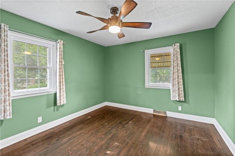 Tiny photo for 201 E Hurt Street, Liberty, MO 64068 (MLS # 2630739)