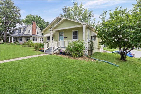 Tiny photo for 201 E Hurt Street, Liberty, MO 64068 (MLS # 2630739)