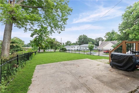 Tiny photo for 201 E Hurt Street, Liberty, MO 64068 (MLS # 2630739)