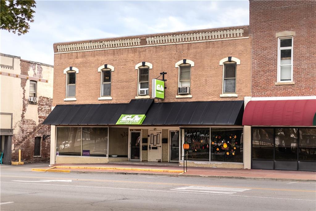 10 S Silver Street