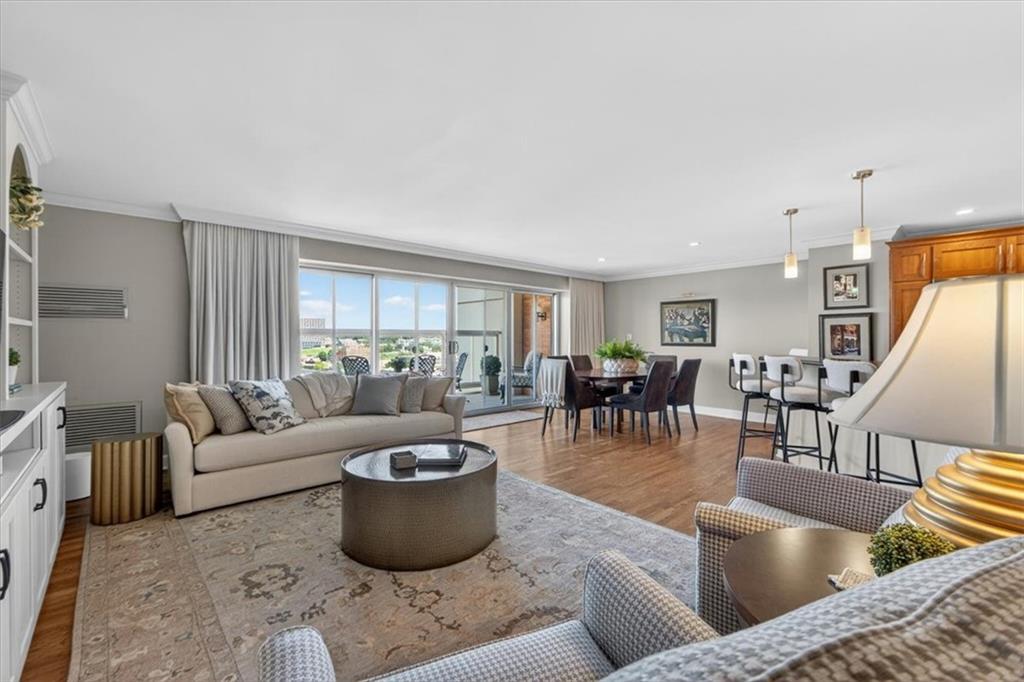 121 W 48th Street 808