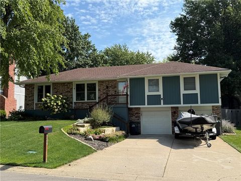 124 SW 27th Street, Blue Springs, MO 64015 - MLS#: 2588873