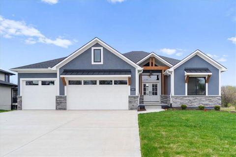2805 SW Heartland Road Lee's Summit MO 64082