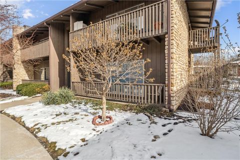 419 W 104th Street B Kansas City MO 64114