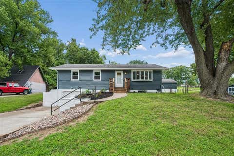 Photo of 3741 N Brighton Avenue, Kansas City, MO 64117 (MLS # 2637286)