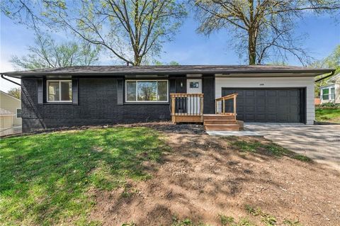 6408 N Central Street, Gladstone, MO 64118 - MLS#: 2611847