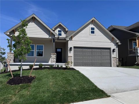 Photo of 2153 Black Walnut Drive, Liberty, MO 64068 (MLS # 2579095)