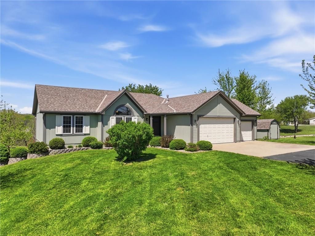 Photo of 14108 N Katie Lane, Liberty, MO 64068 (MLS # 2607010)