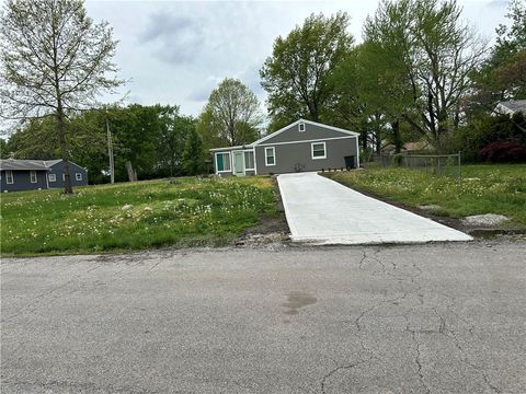 13608 Spruce Avenue, Grandview, MO 64030 - #: 2555902