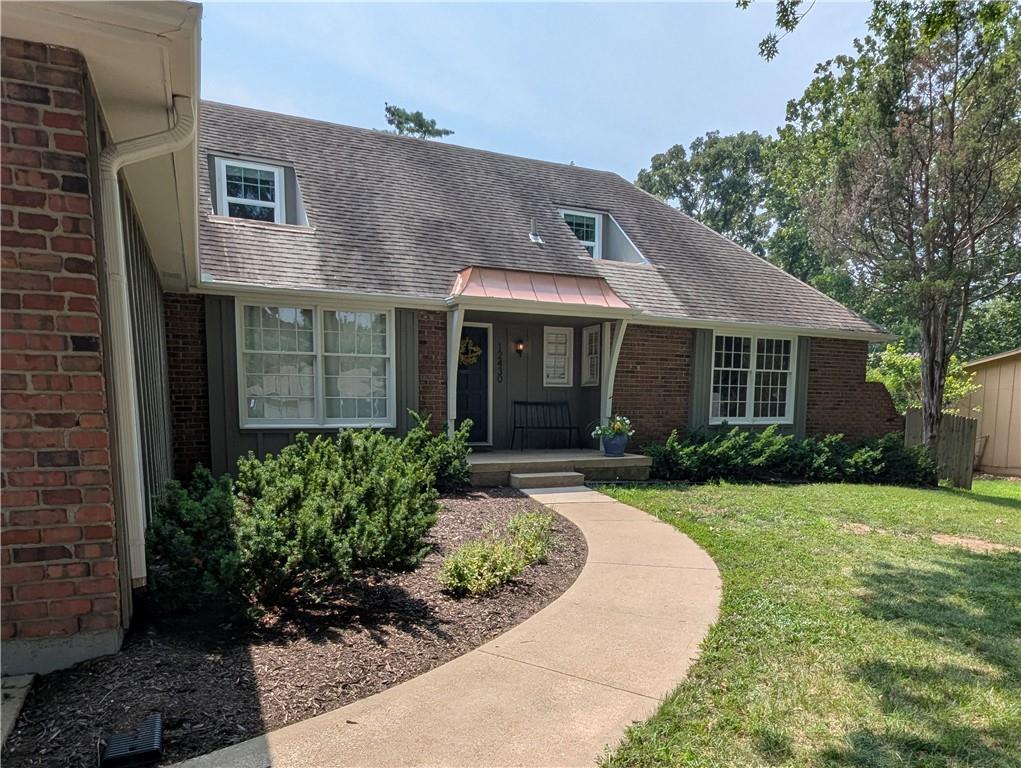 12430 Valley Brook Drive