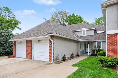 Photo of 8589 Hauser Court, Lenexa, KS 66215 (MLS # 2615765)