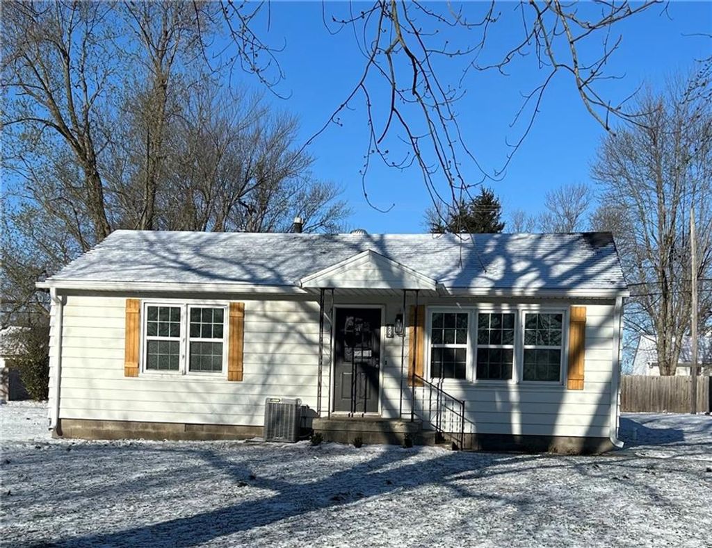 Photo of 402 N Lee Street, Leeton, MO 64761 (MLS # 2607580)