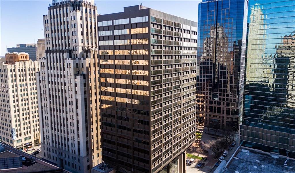 1101 Walnut Street 907