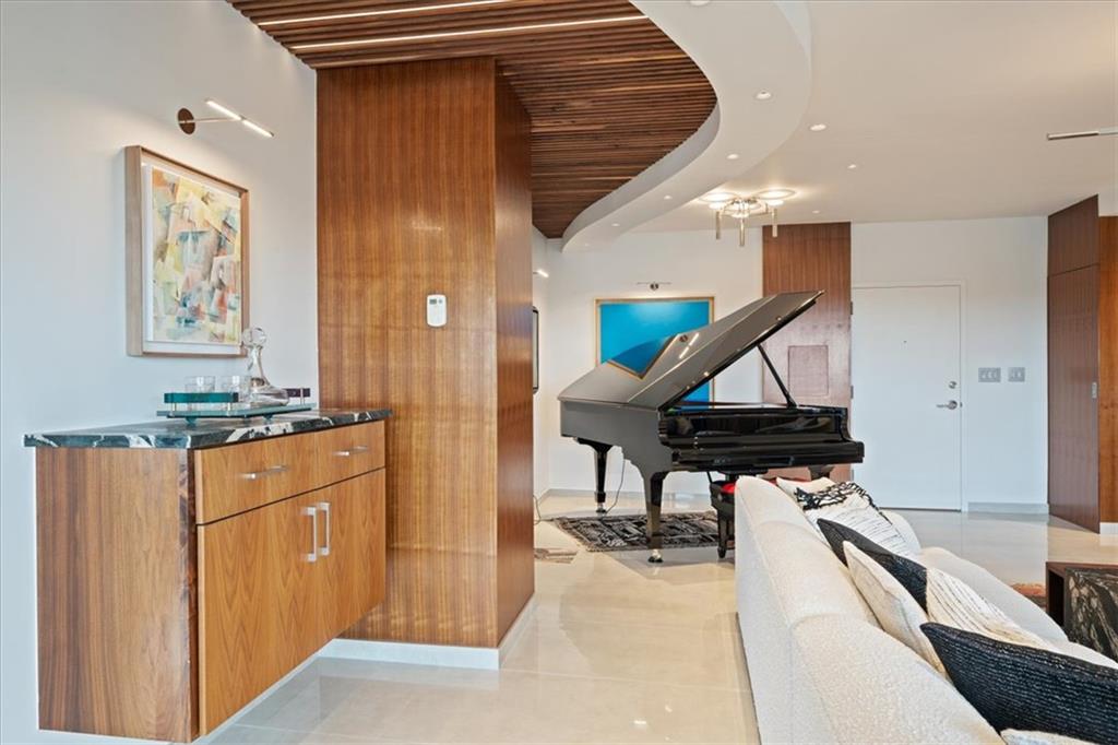 121 W 48TH Street 1401