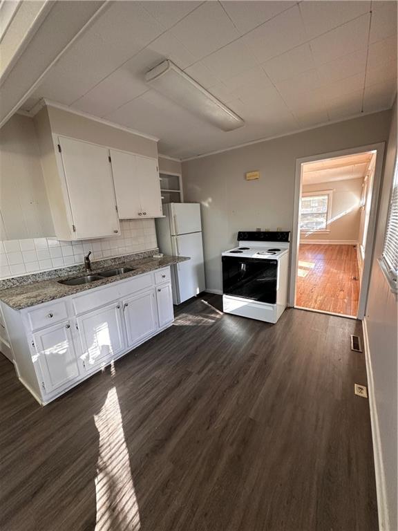 4528 Fairmount Avenue