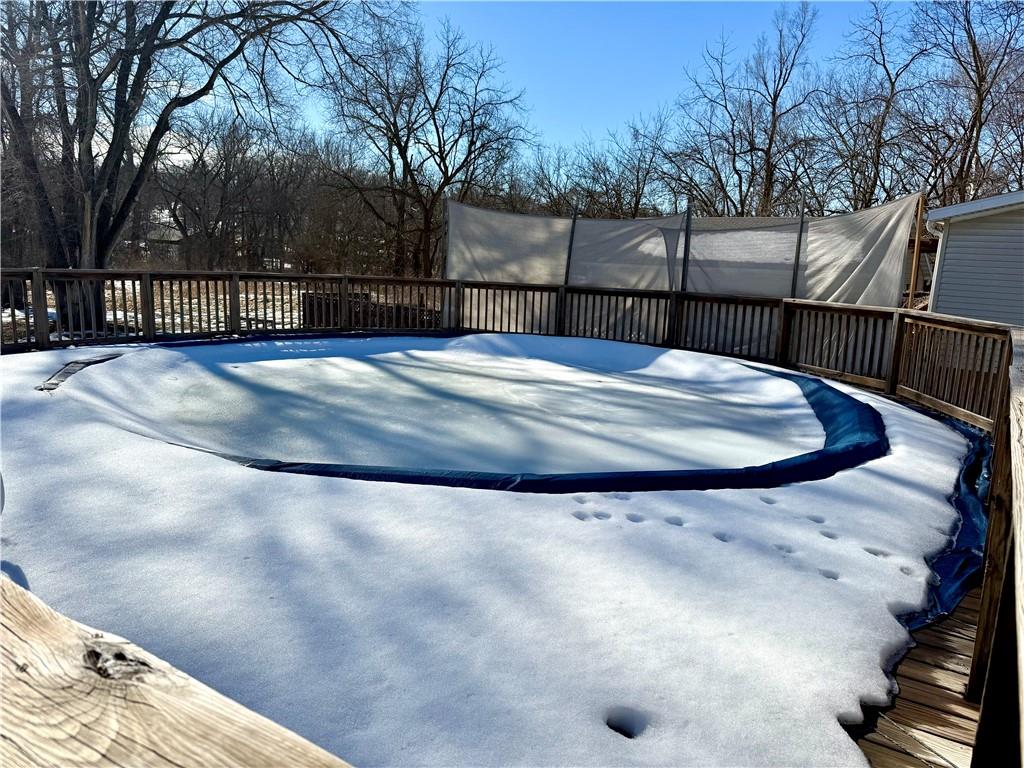 St Joseph, Missouri 64503, United States, 3 Bedrooms Bedrooms, ,2 BathroomsBathrooms,Residential,Pending,11104