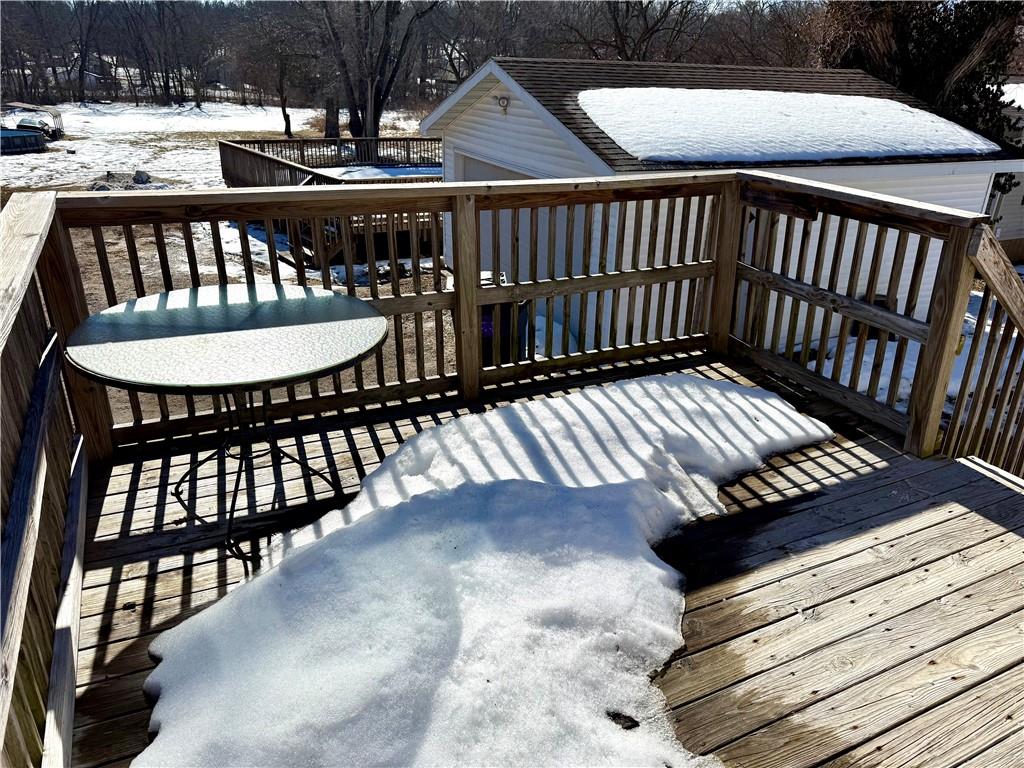 St Joseph, Missouri 64503, United States, 3 Bedrooms Bedrooms, ,2 BathroomsBathrooms,Residential,Pending,11104