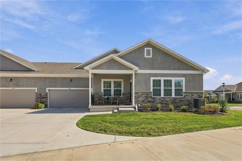 Photo of 21798 W 119th Terrace #1401, Olathe, KS 66061 (MLS # 2645989)