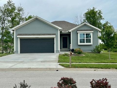 10204 Siena Drive Peculiar MO 64078